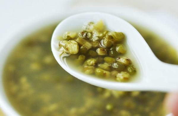 夏日炎炎綠豆湯解暑 但不宜這樣喝