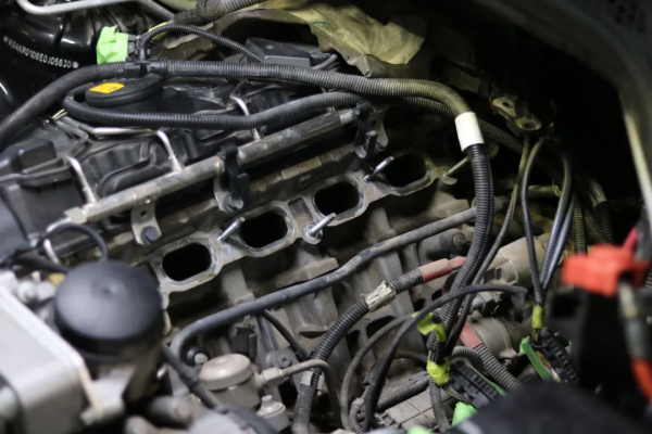 怪獸修車:翻新“車況極差”的二手寶馬X5,見證";美女一手車";復活 怪獸修車:翻新“車況極差”的二手寶馬X5,見證";美女一手車";復活