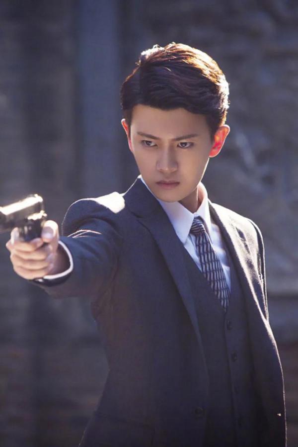 一“任”千面，盤點任嘉倫45度眼神殺，確定是一個人演的嗎？