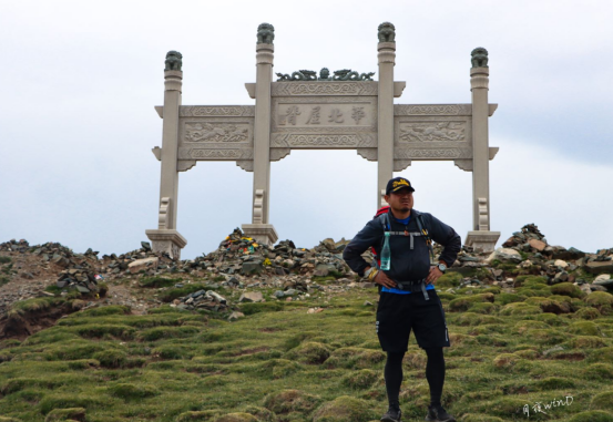 徒步五臺山，大霧中前行，風雲變幻，有計劃去的帶好裝備