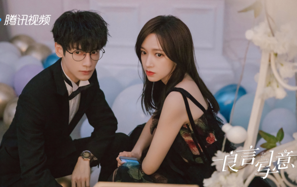 頂流“打架”:王一博與趙麗穎火得不分伯仲,羅雲熙糊得早早出局 頂流“打架”:王一博與趙麗穎火得不分伯仲,羅雲熙糊得早早出局