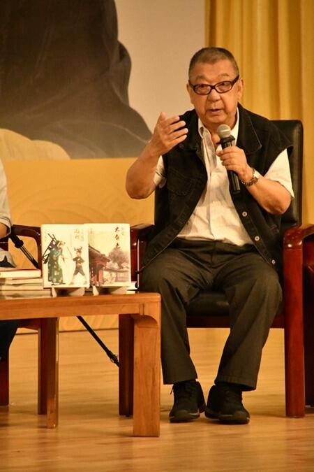 郭寶昌:京劇是個了不起的遊戲 郭寶昌:京劇是個了不起的遊戲