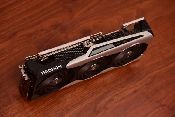 與其無端加價，不如頂格購買！藍寶石超白金RX6900XT評測