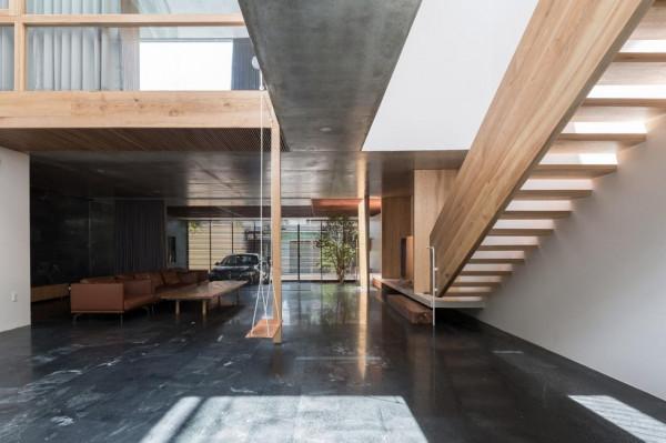 277㎡越南住宅：公共空間為核心，自由地穿插泳池、樹木和花園