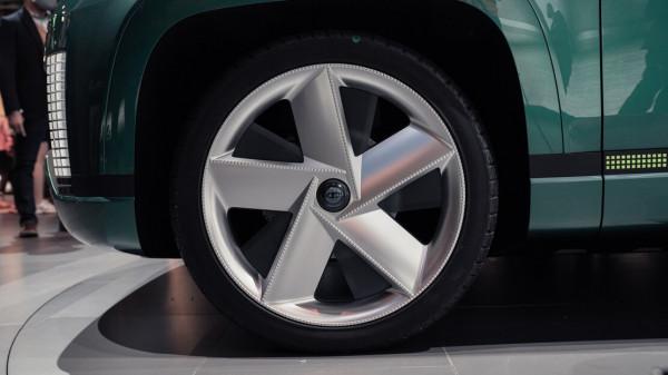 現代版MODEL Y亮相，軸距3米3，亮點在尾部