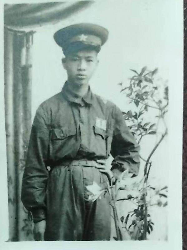 訪問抗美援朝老兵林增煊 作者：張開喜