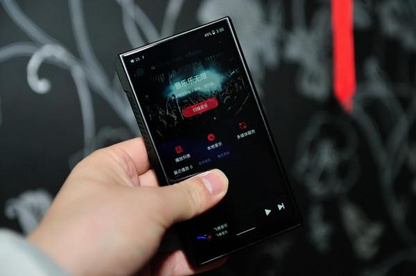 飛傲M11 Plus到手使用心得：中毒音質聽了三週才下筆