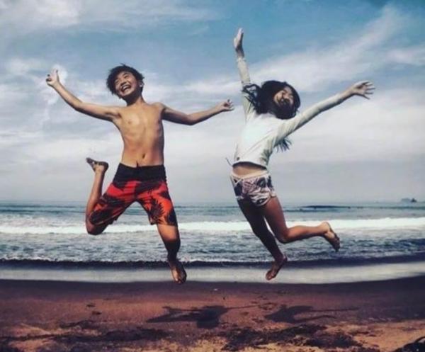 曹格曬照為11歲女兒慶生,Grace女大十八變,與小時候判若兩人 曹格曬照為11歲女兒慶生,Grace女大十八變,與小時候判若兩人