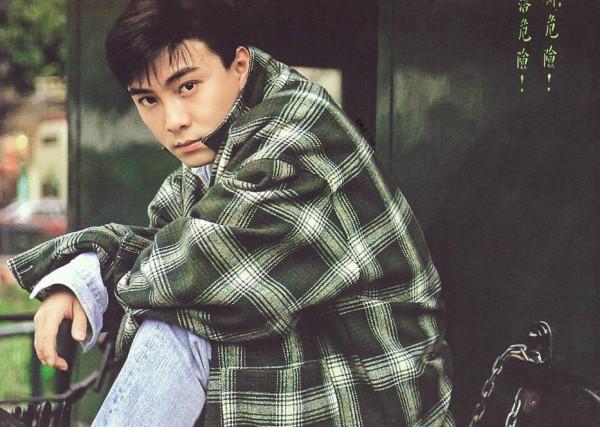 著名演員張衛健,被前任拋棄,妻子流產無子,56歲已“失業”2年 著名演員張衛健,被前任拋棄,妻子流產無子,56歲已“失業”2年