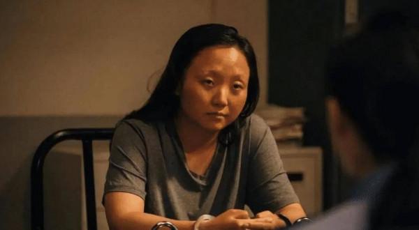 自信女王辣目洋子：矮胖壯也能美出圈，還在全球四大時裝週走秀