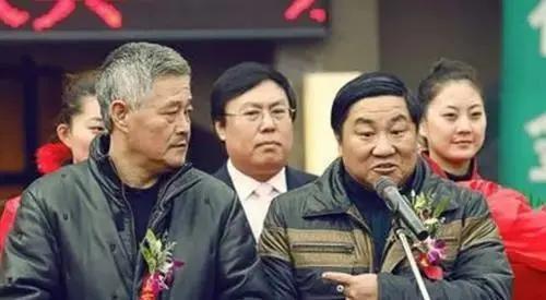 趙本山為何在東北無人敢惹，四位保鏢個個實力驚人，立過汗馬功勞