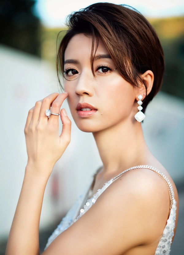 娛樂記憶 | TVB女星發電機 蔡思貝