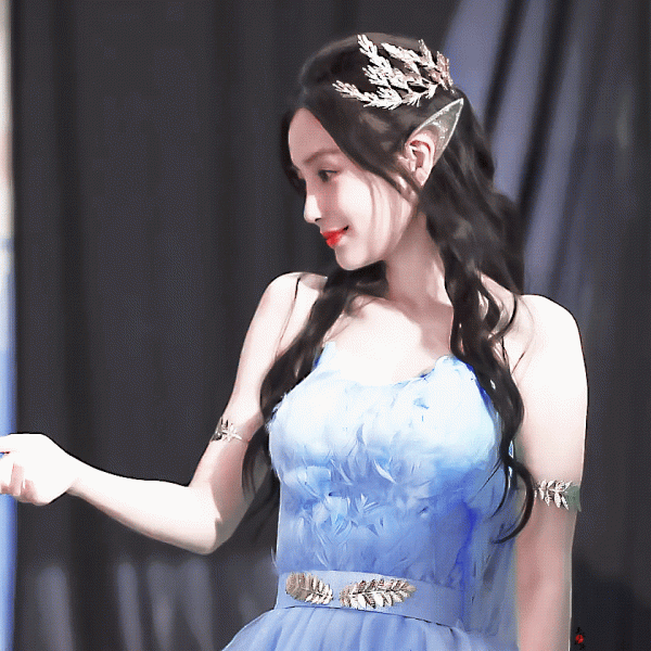 女明星Angelababy ​​楊穎迷人美照欣賞，笑起來好看