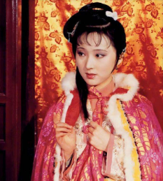 紅樓夢：住奴才隔壁，後門通街，賈政羞辱薛家觸怒王夫人賭氣反擊