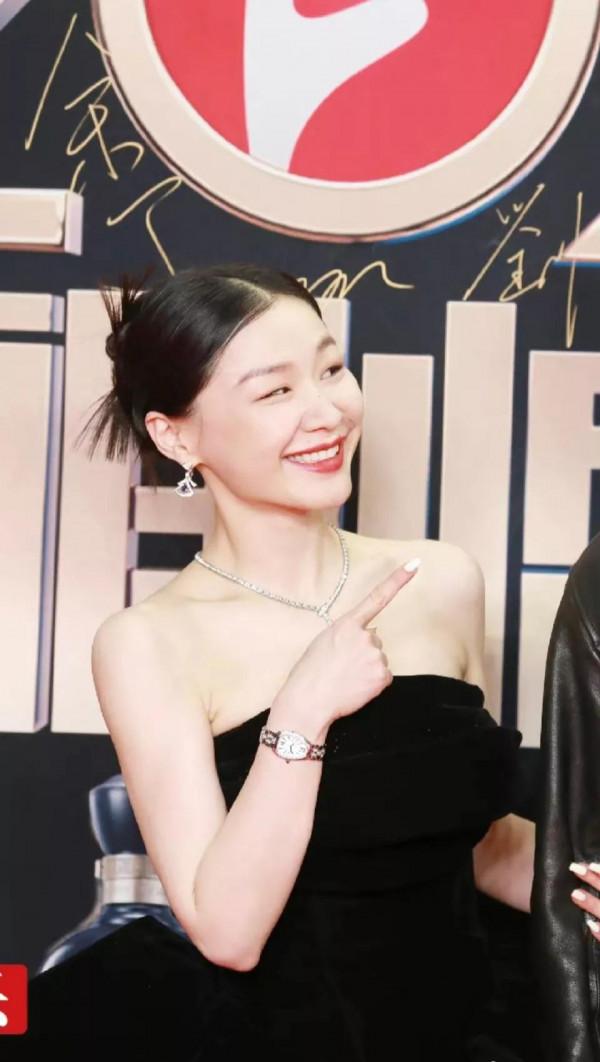 女明星國劇盛典紅毯生圖，你覺得怎樣？