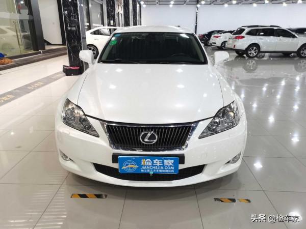 09年的雷克薩斯IS300開價13萬,開啟機蓋一顆螺絲未動,能買嗎? 09年的雷克薩斯IS300開價13萬,開啟機蓋一顆螺絲未動,能買嗎?