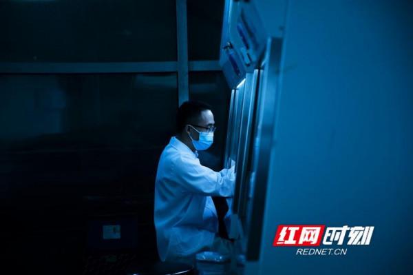 “高新”開拓者｜譚德勇：我想成為一個分子在生物科學的世界裡遨遊