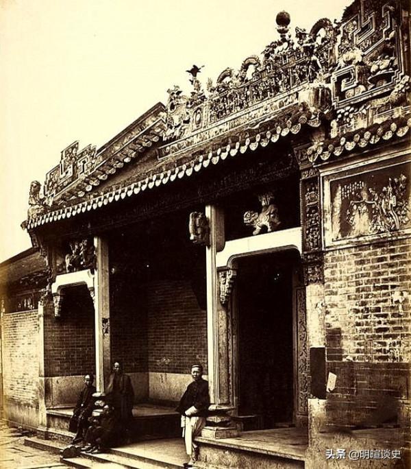 丈夫凌晨出殯，大風吹落棺材，縣令妙計破案，揭穿五條命案之謎