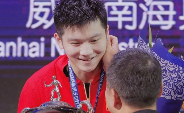 不放心！秦志戩採訪戳破國乒現狀，樊振東難支撐，劉國樑該動作了