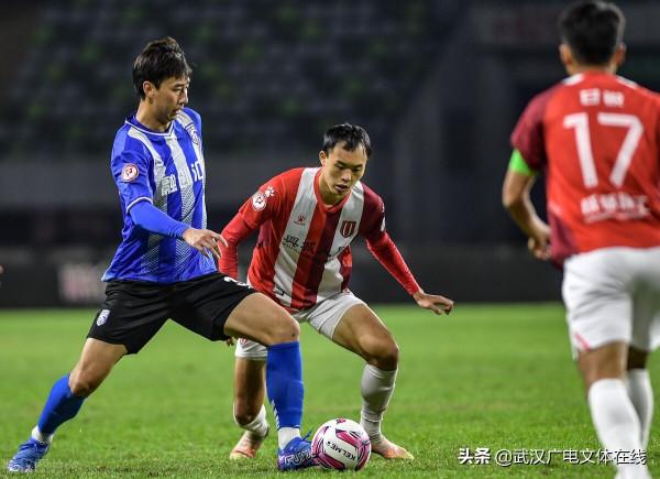 衝超戰報 | 武漢三鎮驚險逆轉豪取中甲11連勝 兩記神仙球掃落成都蓉城 衝超戰報 | 武漢三鎮驚險逆轉豪取中甲11連勝 兩記神仙球掃落成都蓉城