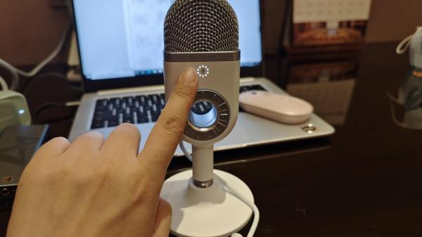 我的桌面1.0分享，美少女的一隅天地