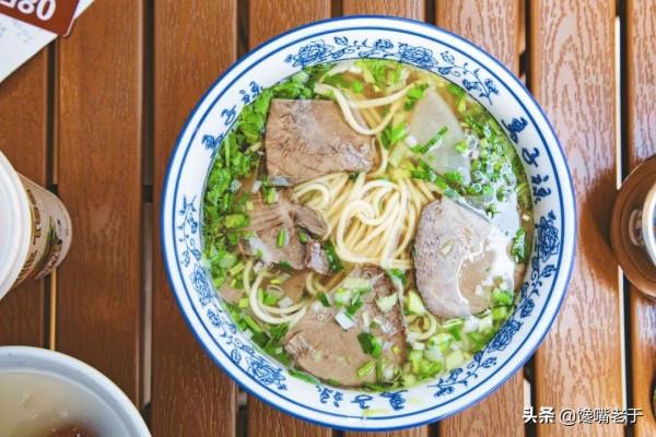 蘭州沒拉麵,桂林沒桂林米粉,重慶沒重慶雞公煲,看完你就知道了 蘭州沒拉麵,桂林沒桂林米粉,重慶沒重慶雞公煲,看完你就知道了
