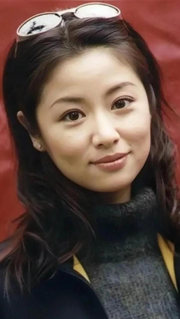 小時候的女神（林心如）