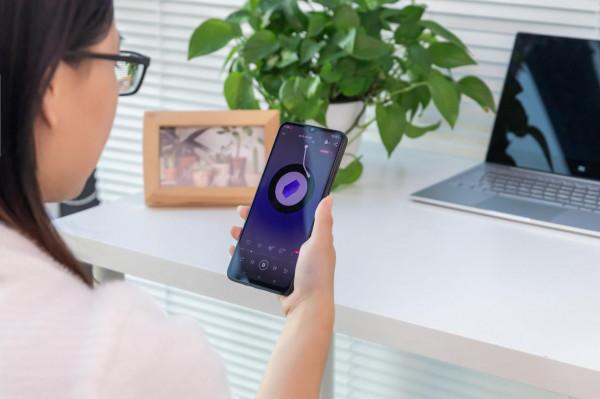 公認好音質手機！追劇黨別錯過，今年推出的這4款對稱雙喇叭手機