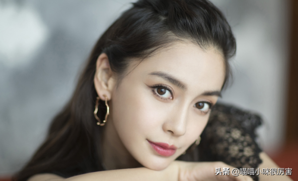 10對撞臉的明星,同臉不同命,有人公開互撕,有的演技天差地別 10對撞臉的明星,同臉不同命,有人公開互撕,有的演技天差地別