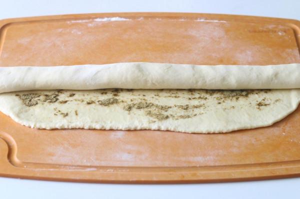 豬肉降到9塊，烙幾個火燒，滷1鍋肉，剁碎一夾，太香了