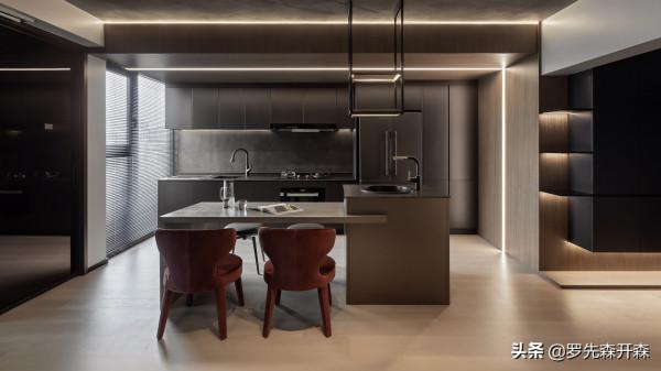 89㎡暗色主義裡隱藏的結構和意義；給空間一絲沉穩的氣息