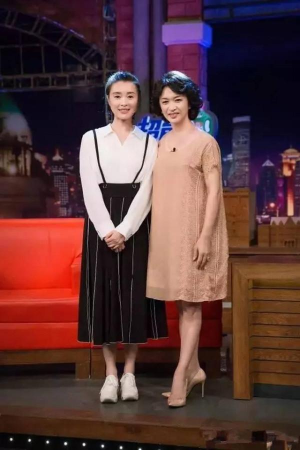 吳越顏值不差,但髮型永遠那麼“土”,因此形象一直被拉低 吳越顏值不差,但髮型永遠那麼“土”,因此形象一直被拉低