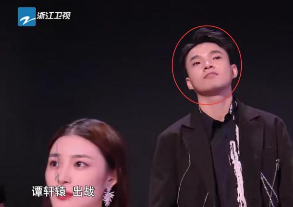 依加輸得意難平?其實四位導師都有暗示,只不過李克勤挑明瞭而已 依加輸得意難平?其實四位導師都有暗示,只不過李克勤挑明瞭而已