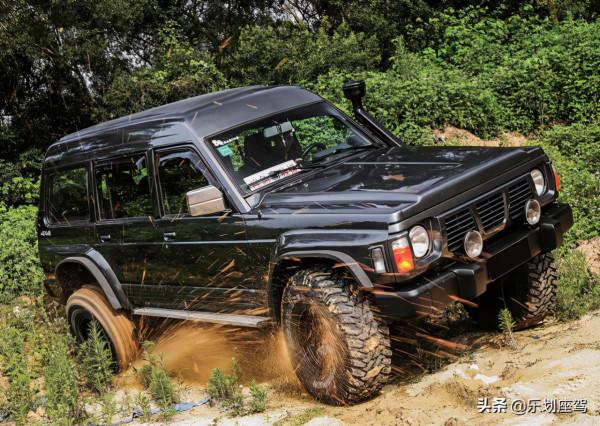 超強價效比的硬漢越野，改裝起來居然可以那麼好看