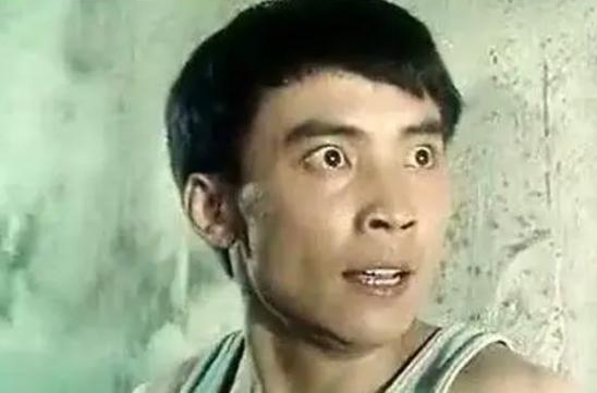 董志華：娶王京花，成名路上有淚有痛，今影帝兒子成他驕傲