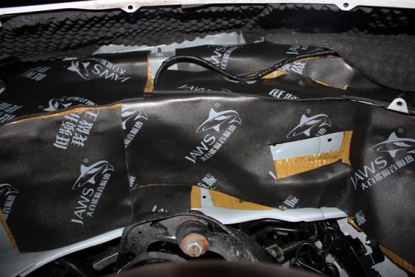 降噪好手 鄭州環亞日產納瓦拉汽車隔音改裝大白鯊