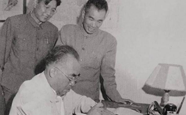 1950年，四川地主家中查出一借據，朱德：那是我借的100元