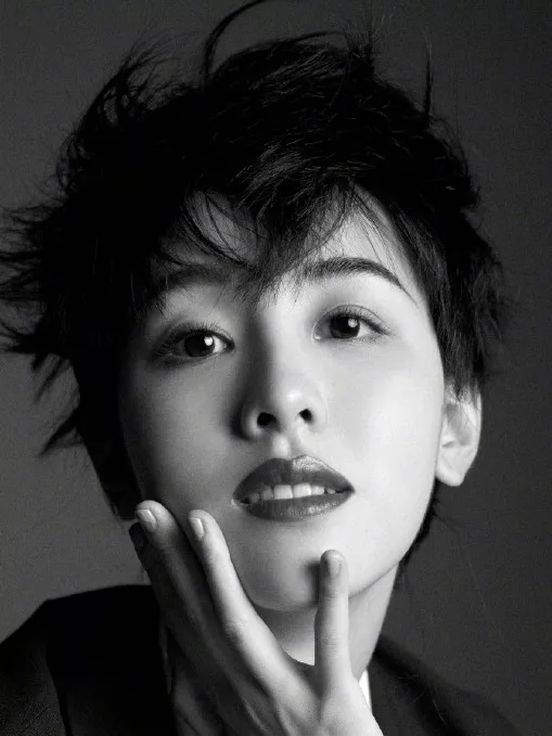 求求鞠婧禕換個髮型吧