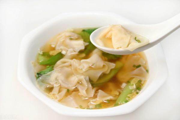冬日餛飩4款做法，湯鮮肉嫩，好吃又營養