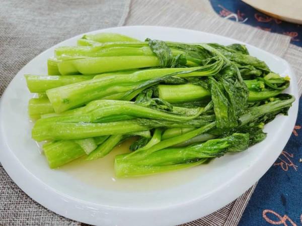 網紅蒸汽生蠔，爆炒花甲，酸菜魚，炒時蔬，青椒炒蛋，