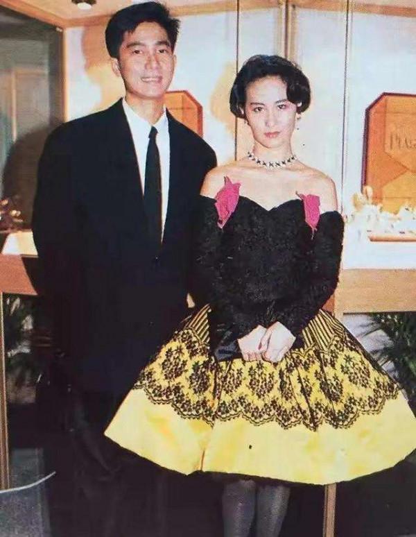 何超瓊跟陳百強沒在一起，其實跟何鴻燊沒關，他們之間並沒有愛情