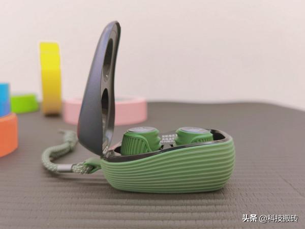 二次購買，哈曼聲學調校+無耳翼設計，JBL X600TWS果然沒讓我失望