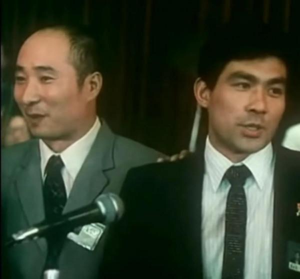 1985年53張照片：唐國強朱時茂是小鮮肉，羅京24歲劉曉慶張瑜很美