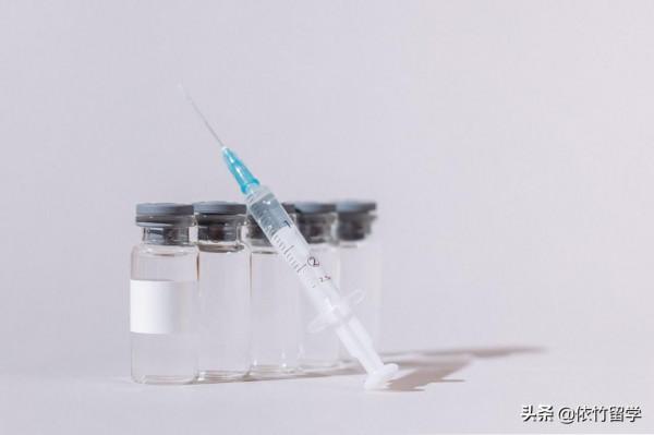 繼續掃盲！留學需要準備的小紅本和小黃本是什麼？