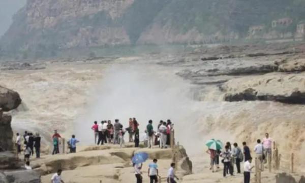 中國搶佔先機,4000臺“大型器械”火力全開,外媒:這又要幹啥? 中國搶佔先機,4000臺“大型器械”火力全開,外媒:這又要幹啥?