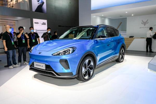 國產智慧電動汽車,SUV極狐 阿爾法T,開車變成了享受 國產智慧電動汽車,SUV極狐 阿爾法T,開車變成了享受