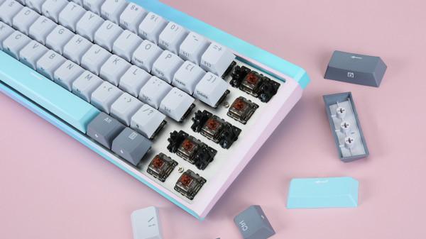 對於熱愛電競遊戲的她，這個情人節你要送什麼？