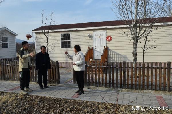 村裡有人撐腰了，官方發話，安排兩類人下鄉，村民應當提前知曉