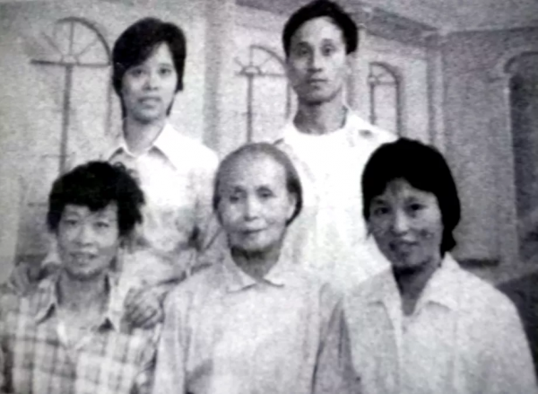 留在北大荒的上海女知青