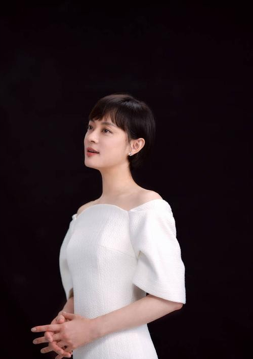 孫儷資助向海清4年，大學畢業後卻想毀掉孫儷，他為何要這樣？